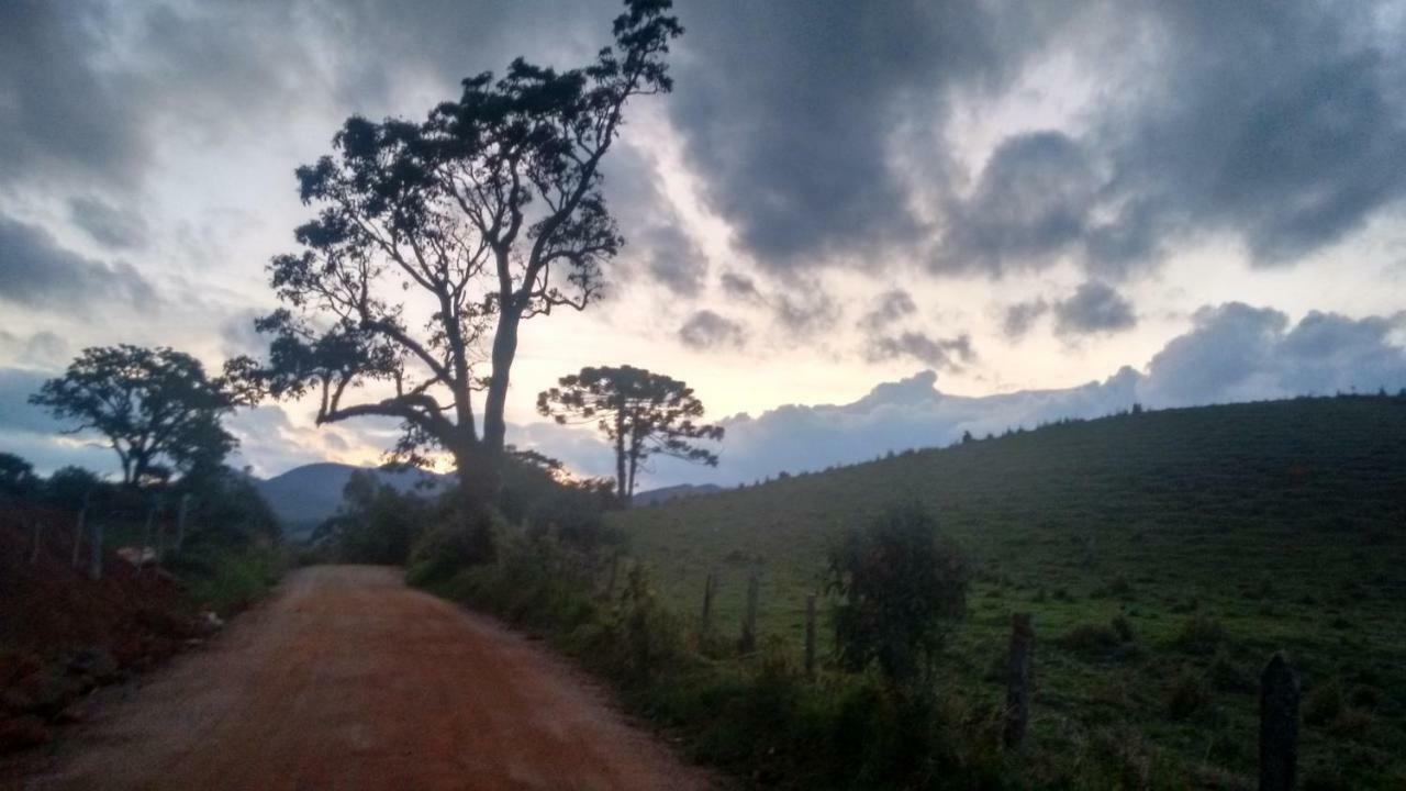 Pousada Recanto Da Vitoria Gonçalves Esterno foto